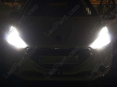 LED Dálková světla Peugeot 208