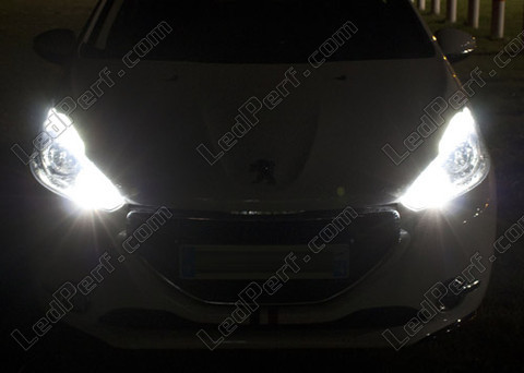 LED Potkávací světla Peugeot 208