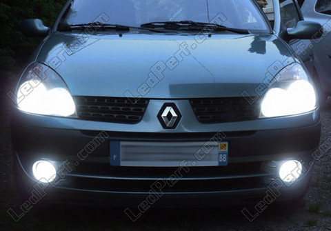 LED světlomety Renault Clio 2