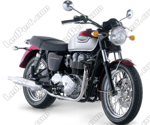 Motocykl Triumph Bonneville 790 (2001 - 2007)