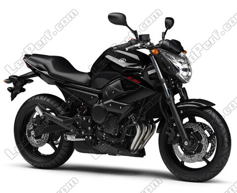 Motocykl Yamaha XJ6 N (2009 - 2018)