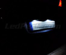 Balíček osvětlení registrační značky s LED (bílý xenon) pro Opel Zafira B